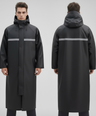 Sort RainPro Lang Regnjakke med mande model
